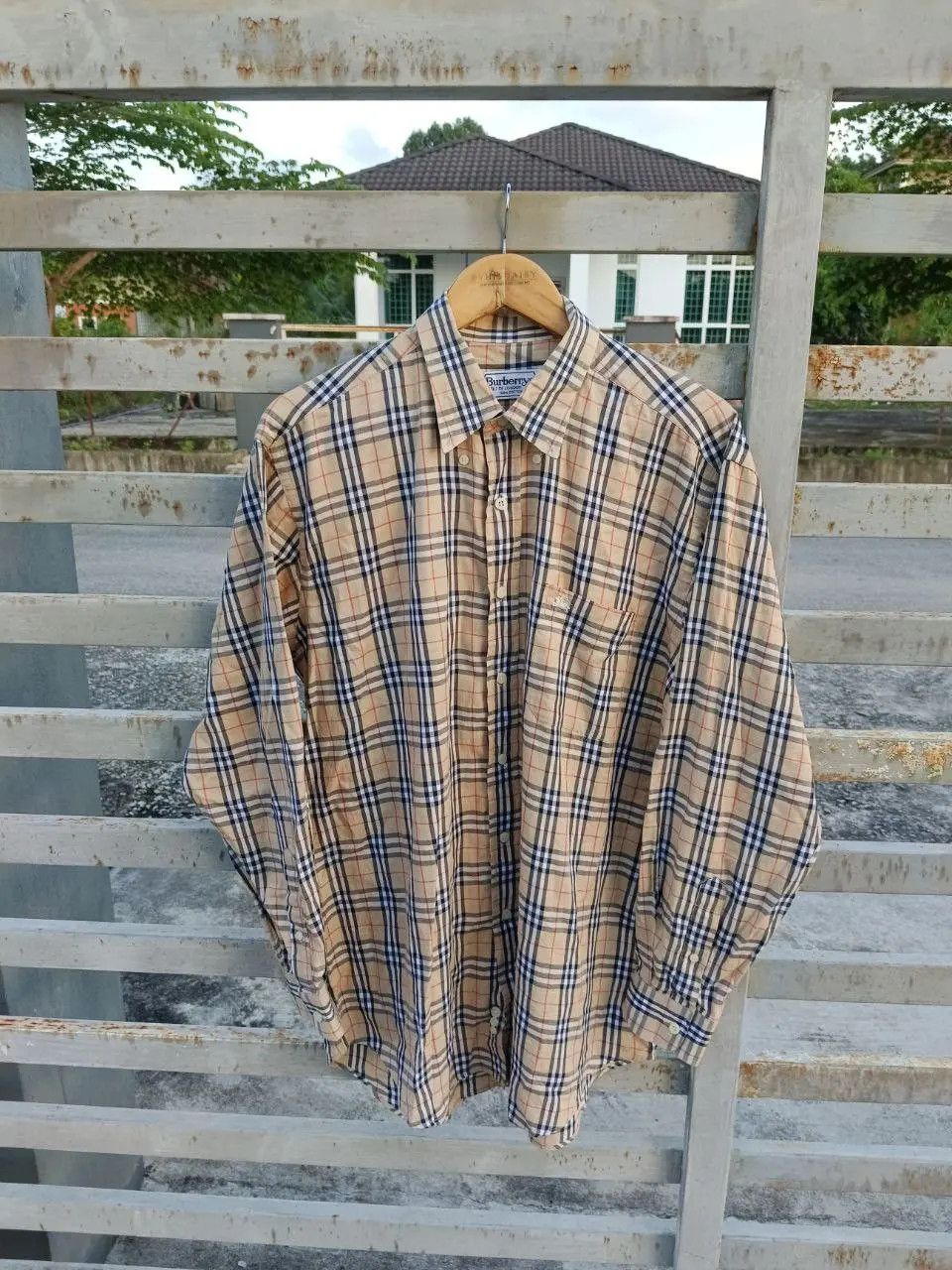 Burberry BURBERRY NOVA CHECK LONG SLEEVE Size US L / EU 52-54 / 3 - 1 Thumbnail