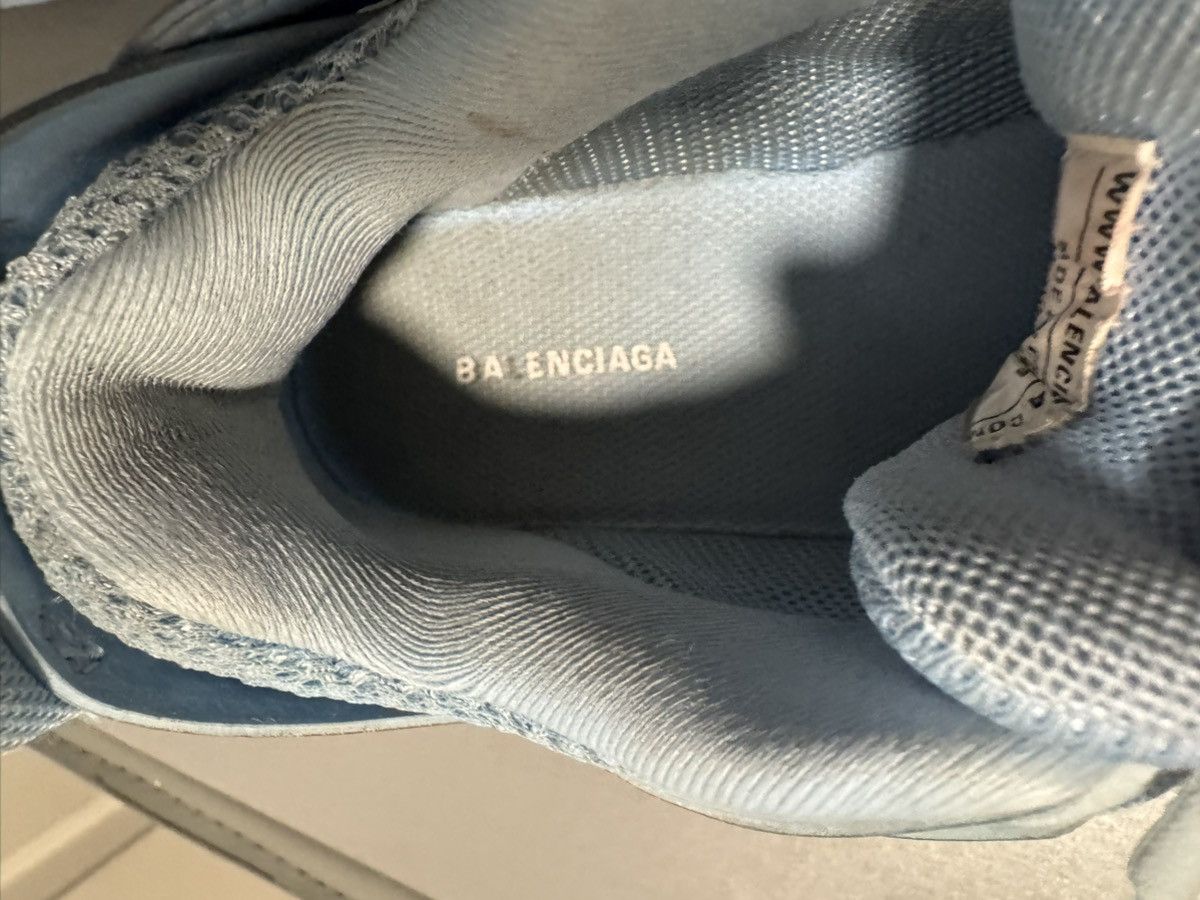 Balenciaga Womens Balenciaga Track Sneakers Size US 5 / IT 35 - 8 Thumbnail