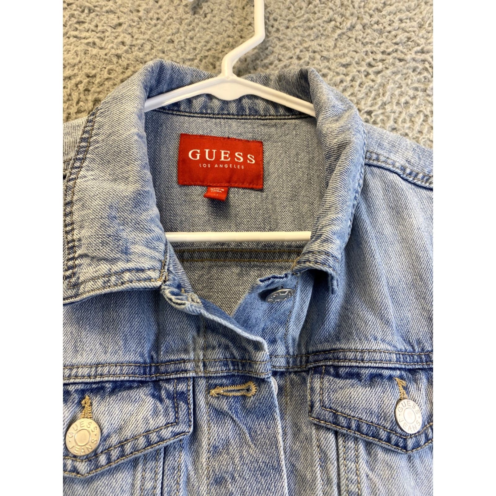 Guess VINTAGE GUESS Jeans Denim Jacket Womens Slim Button Long Sleeve M Blue Collared Casual Coat Jacket - 94-48 Size M / US 6-8 / IT 42-44 - 4 Thumbnail