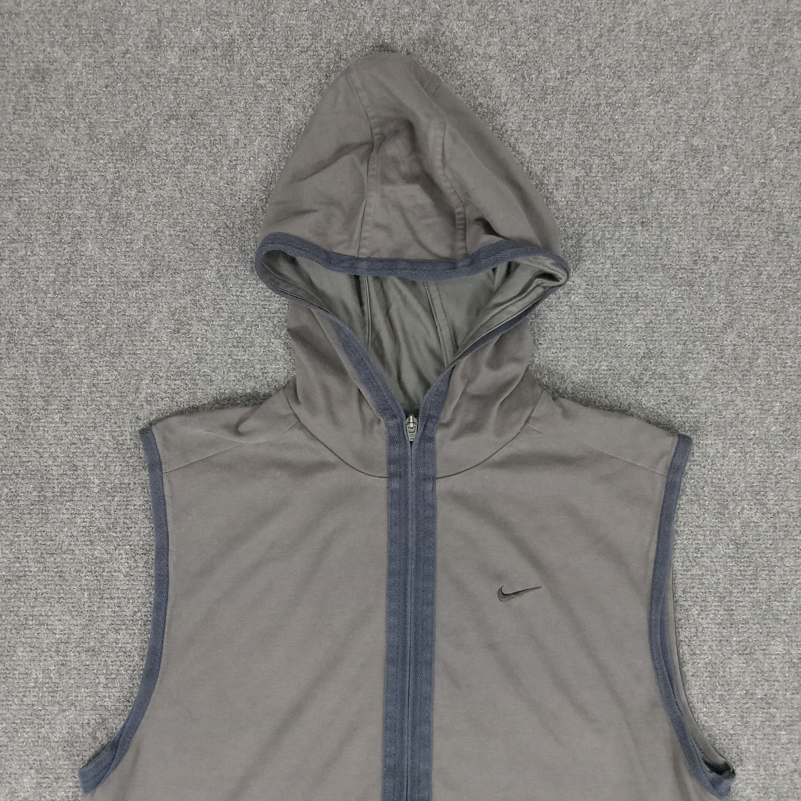 Nike × Vintage Nike Small Swoosh Logo Hoodies Tshirt Size US M / EU 48-50 / 2 - 2 Thumbnail
