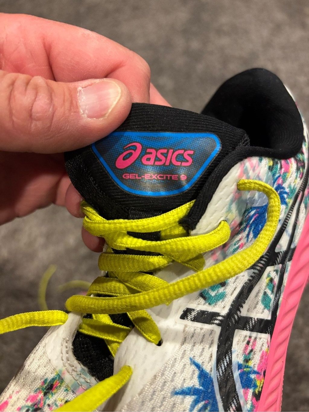 Asics ASICS White Knit Running Shoes Size US 6.5 / IT 36.5 - 8 Thumbnail