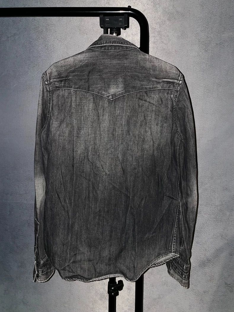 Number (N)ine Number (N)ineBlack and gray washed old shirts denim shirts Size US M / EU 48-50 / 2 - 4 Thumbnail