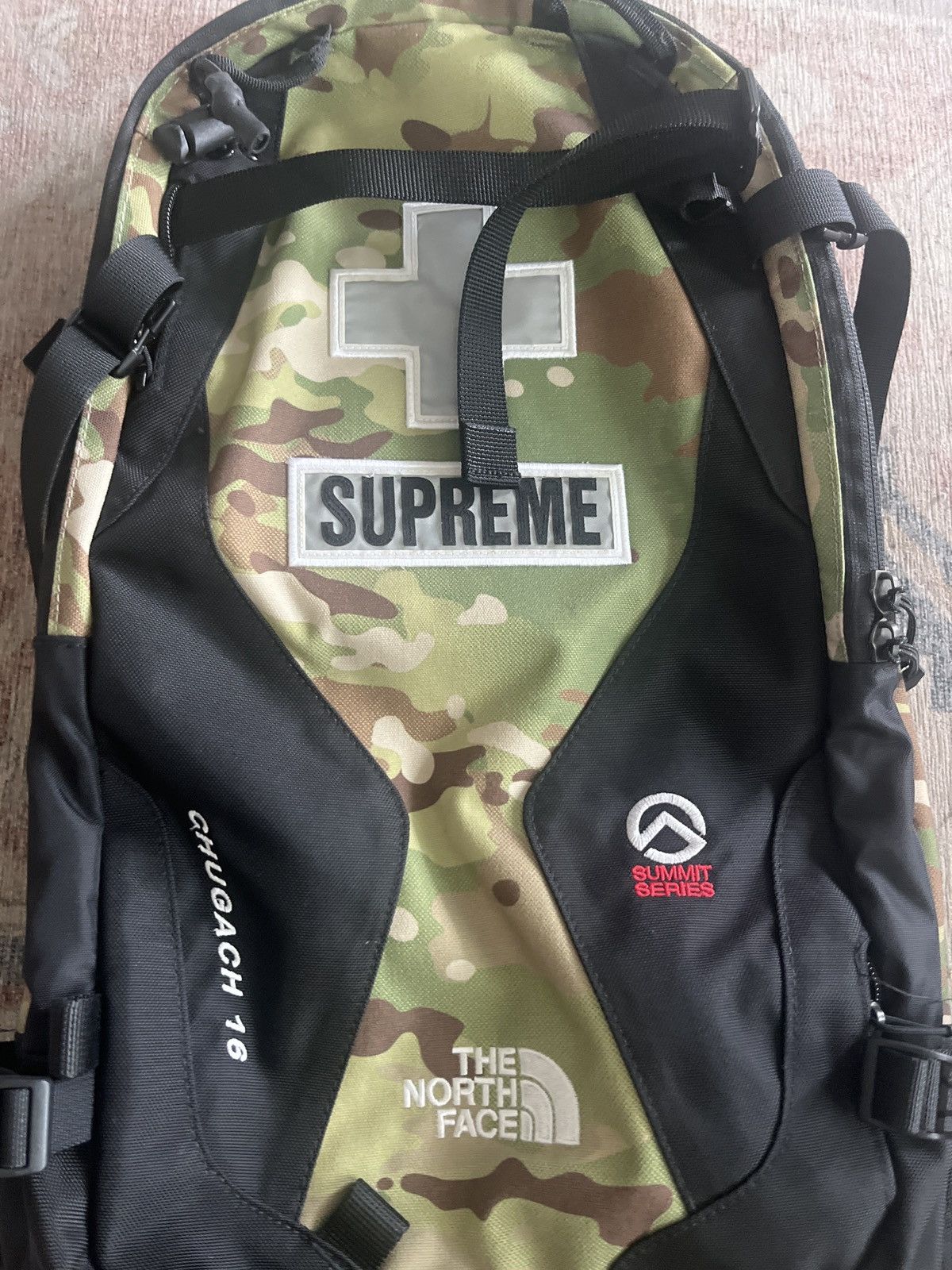 Supreme × The North Face Supreme x The North Face Summit Series Rescue SS22 Size ONE SIZE - 4 Thumbnail