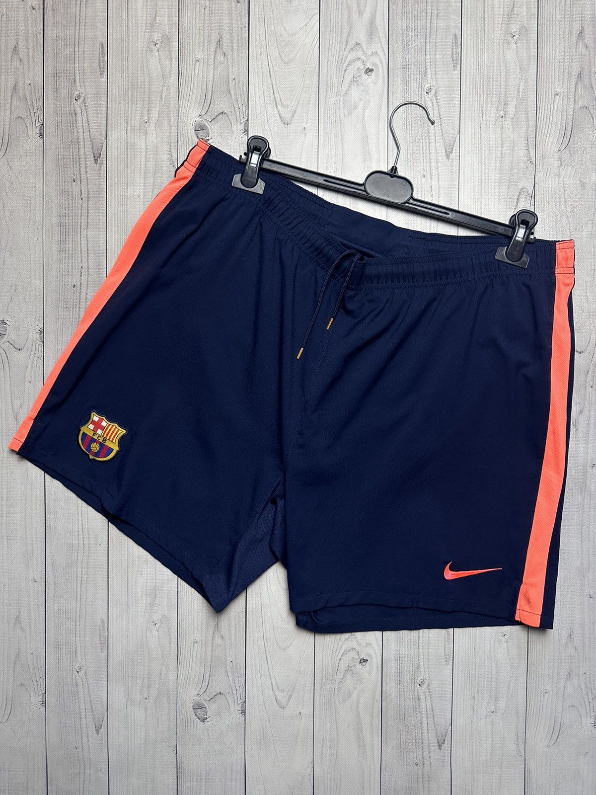 Nike × Vintage Vintage Nike Barcelona shorts logo size XL Size US 36 / EU 52 - 1 Thumbnail