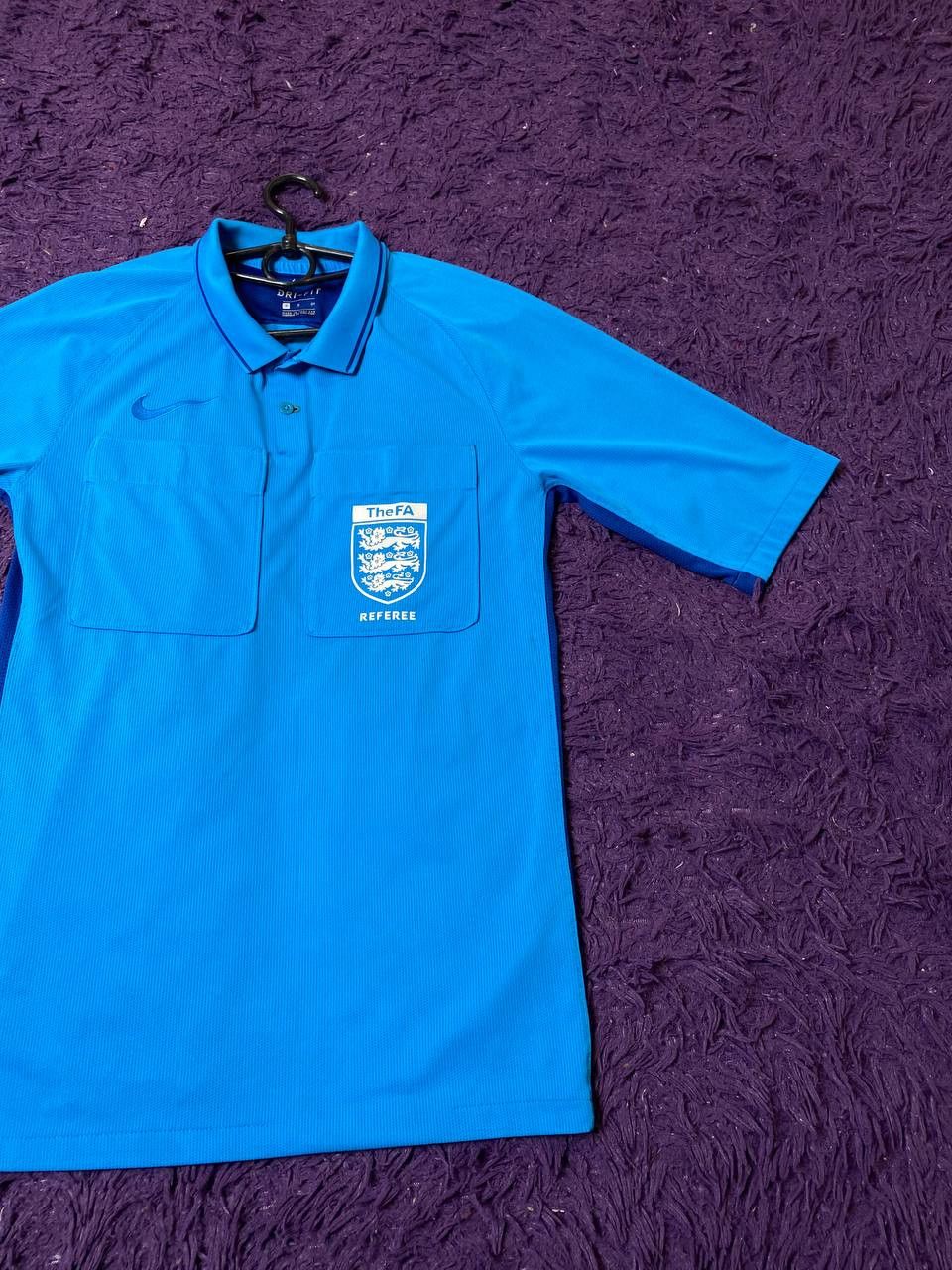 Nike Vintage Nike ENGLAND REFEREE Football Streetwear Jersey Size US S / EU 44-46 / 1 - 8 Thumbnail