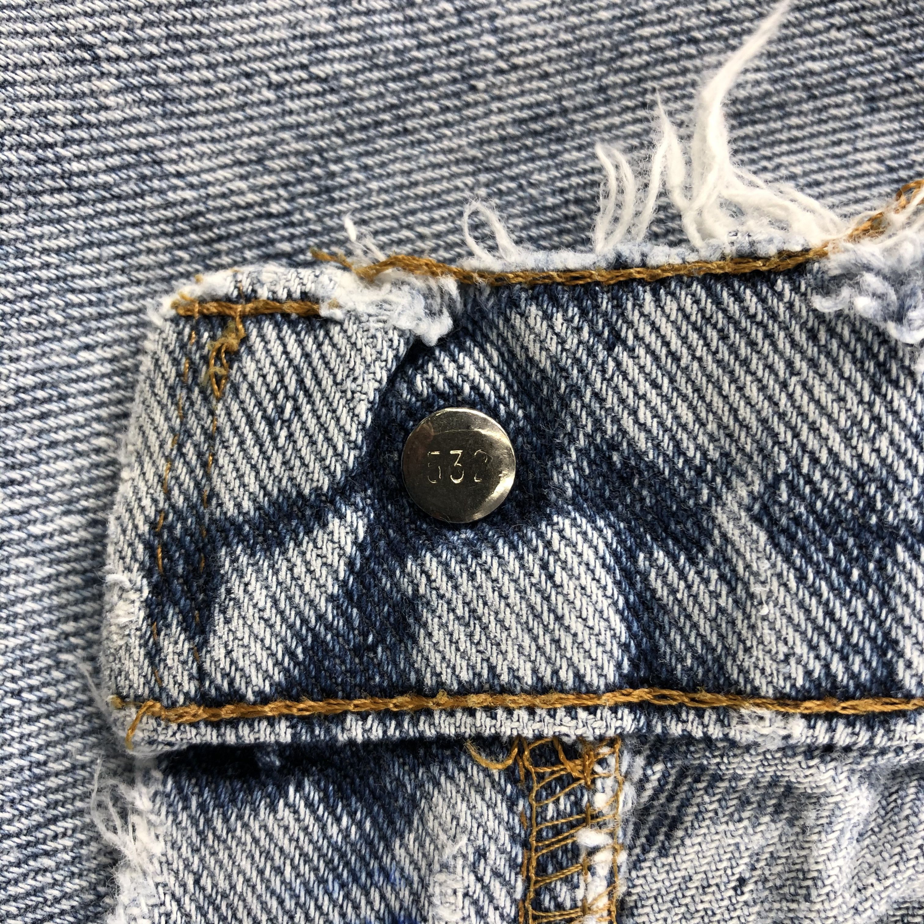 Levi's Vintage 90s Levi's 550 Jeans Medium Wash Denim KJ916 Size US 32 / EU 48 - 16 Thumbnail