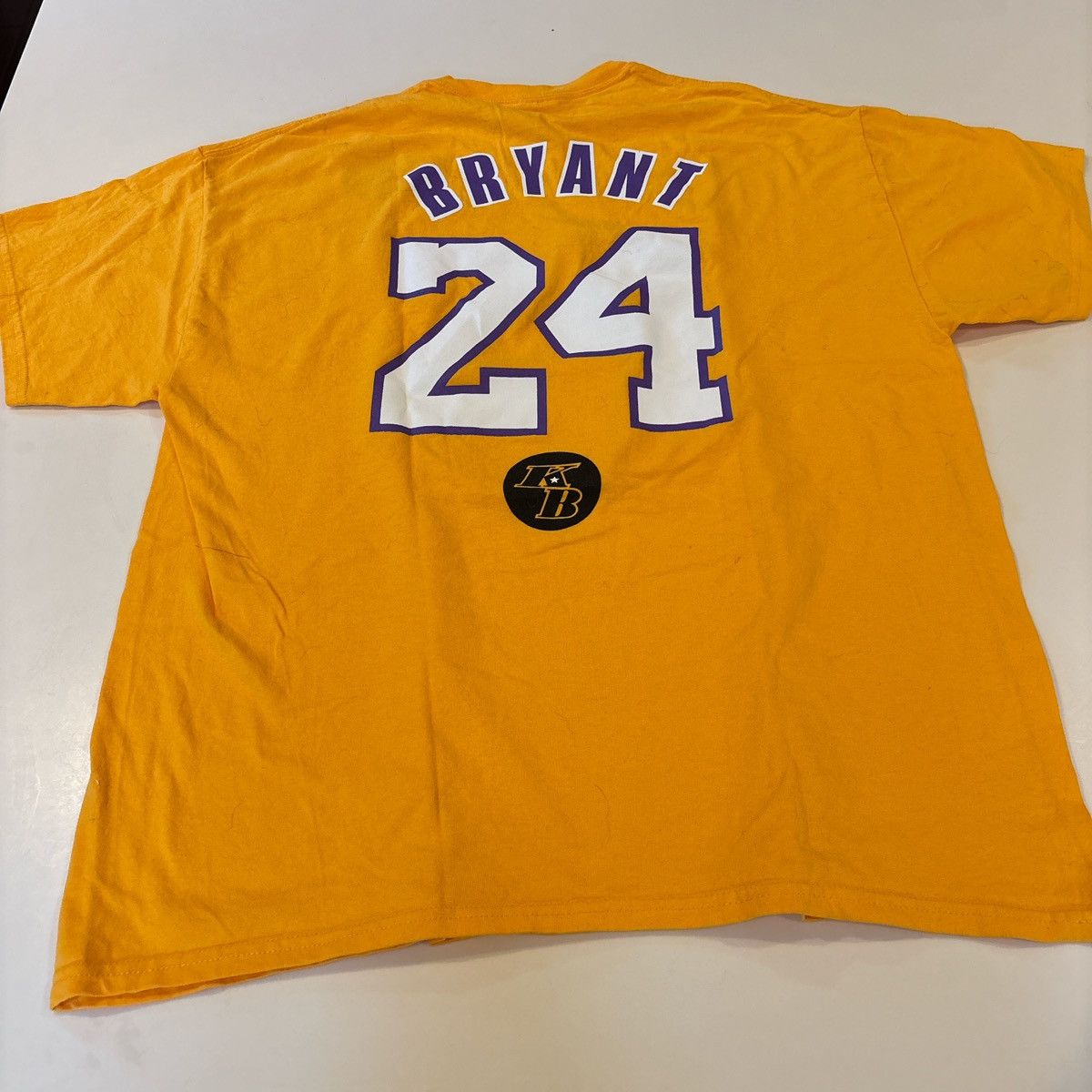 Gildan Original Commemorative Kobe Bryant shirt/jersey Size US XL / EU 56 / 4 - 2 Thumbnail
