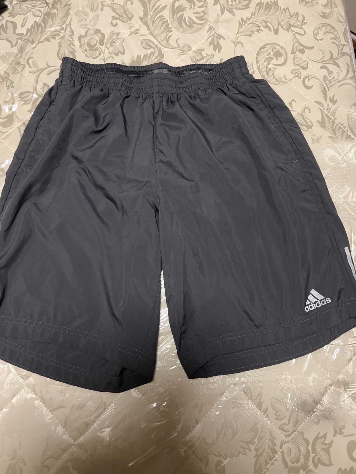 Adidas Adidas shorts Size US 30 / EU 46 - 1 Thumbnail