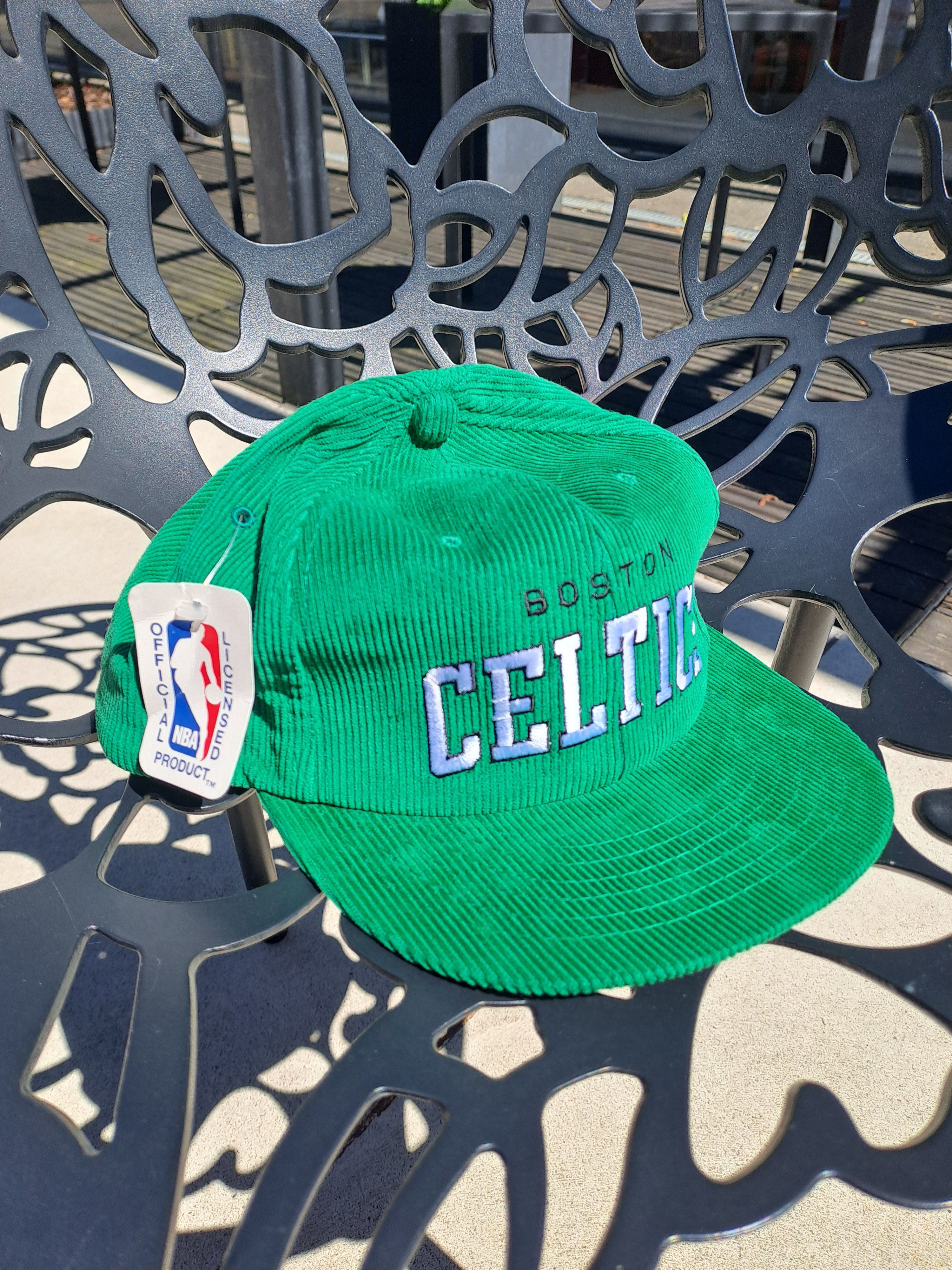 Starter Vintage Boston Celtics Starter hat corduroy green NEW Size ONE SIZE - 1 Thumbnail