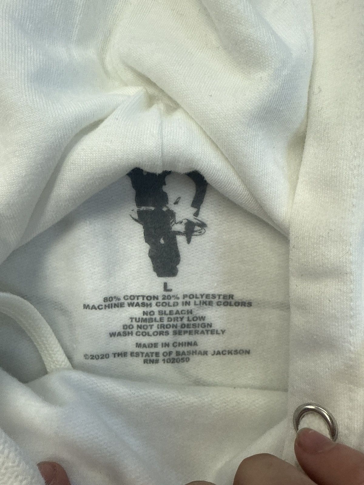 Vlone Vlone pop smoke the woo hooded sweatshirt large white Size US L / EU 52-54 / 3 - 3 Thumbnail