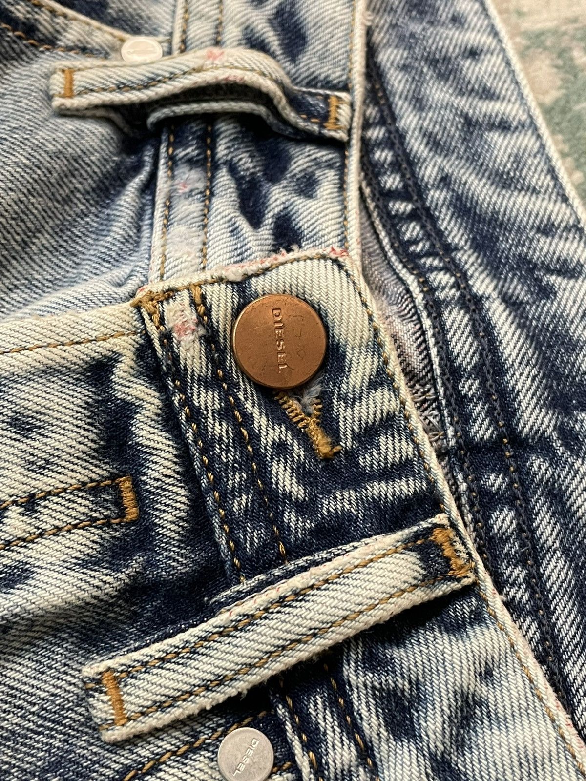 Diesel Diesel Made in Italy Faded Blue Wash Regular Slim Jeans Size US 29 - 25 Thumbnail
