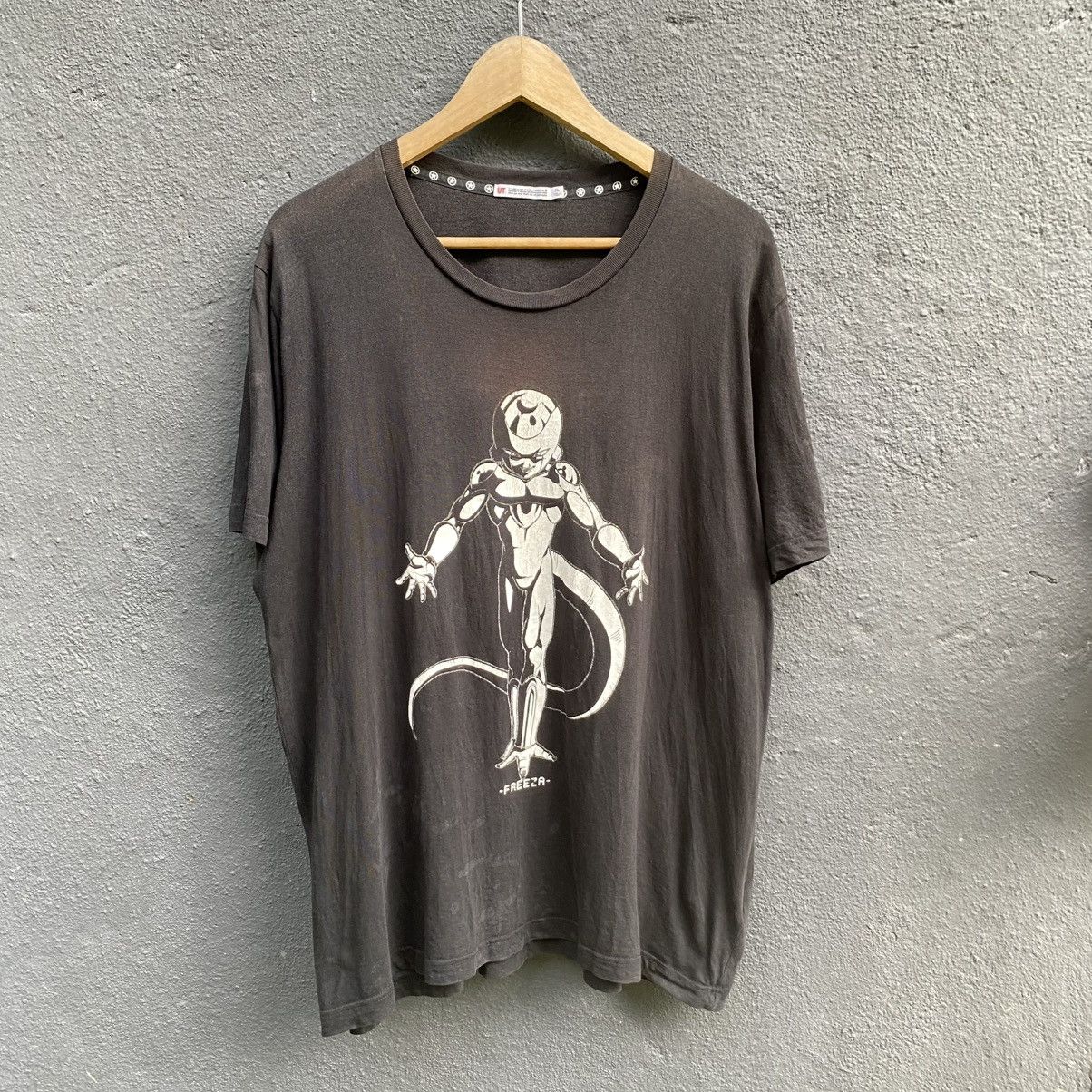 Anime Thrashed Faded Freeza Dragon Ball Anime X Uniqlo Tee Size US XL / EU 56 / 4 - 1 Thumbnail