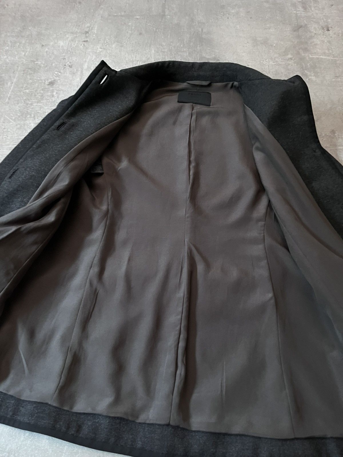 Prada Prada Vintage women wool coat nylon grey 90s Size M / US 6-8 / IT 42-44 - 10 Thumbnail