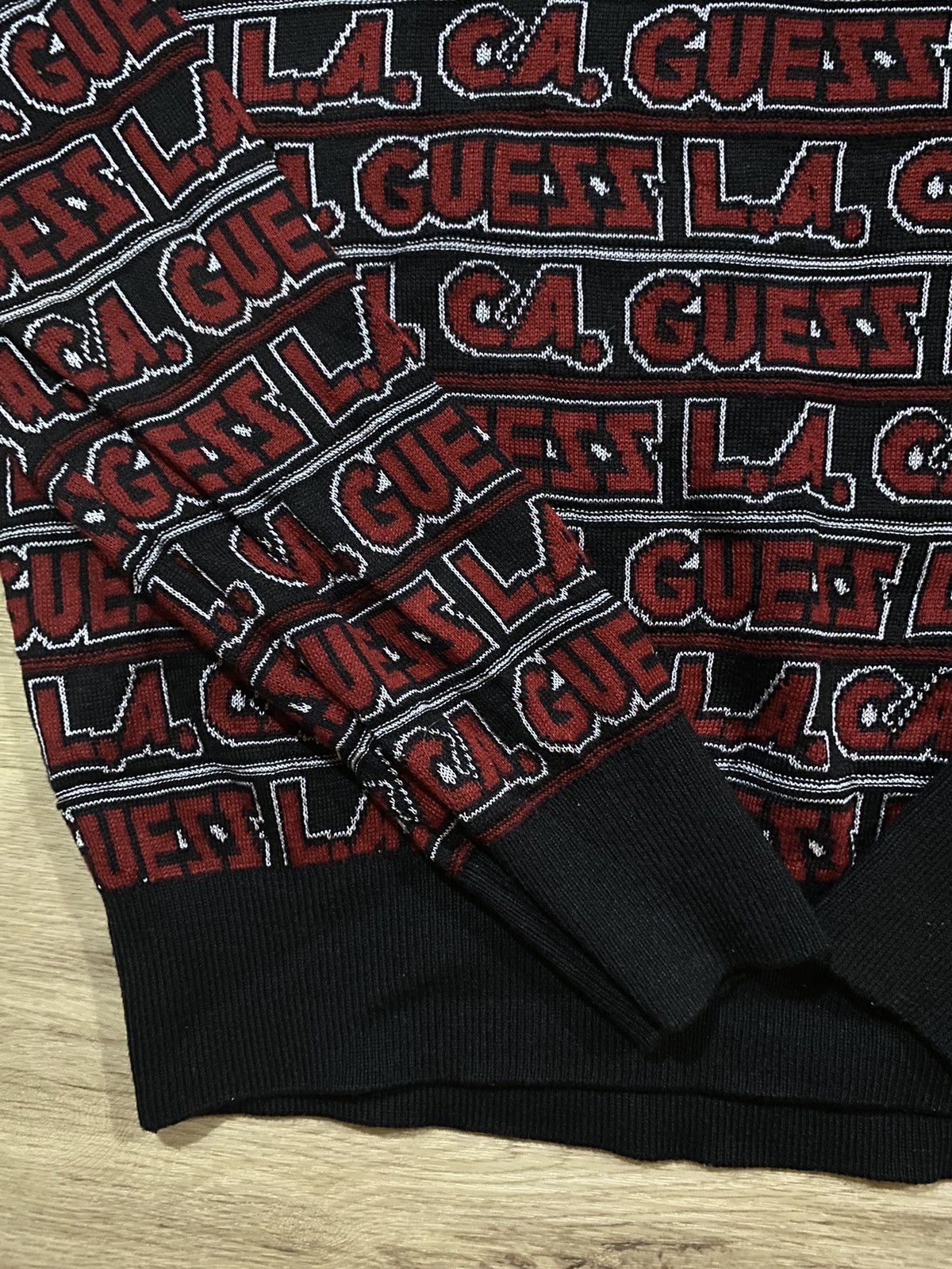 Guess Guess Jeans (black and red) Size XL / US 12-14 / IT 48-50 - 3 Thumbnail