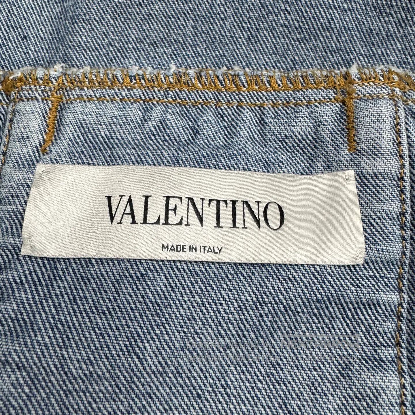 Valentino Valentino Big V-print denim jacket| Size US M / EU 48-50 / 2 - 4 Thumbnail