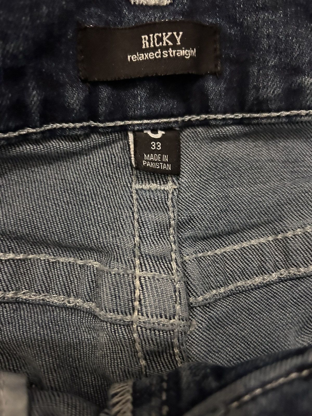 True Religion True religion relaxed straight jeans Size US 33 - 10 Thumbnail