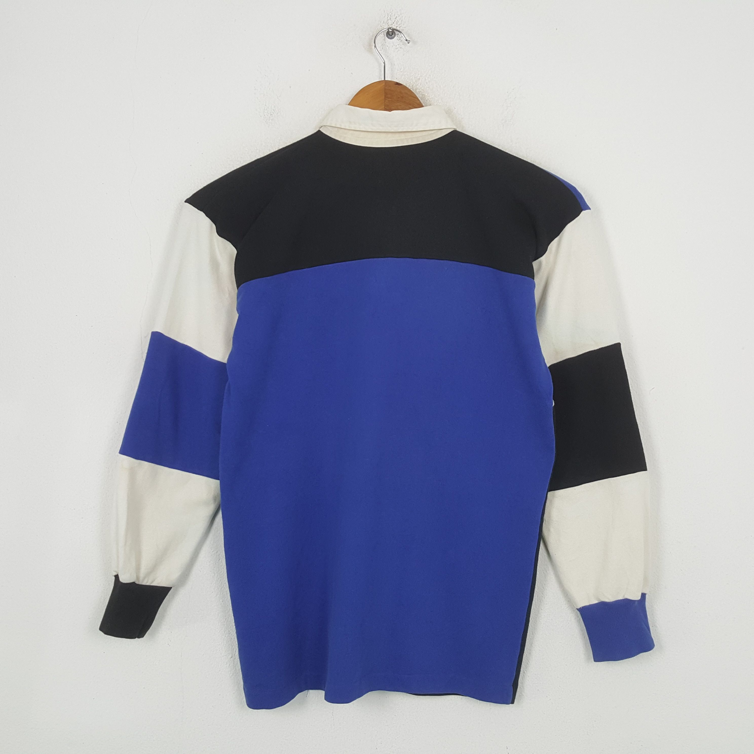 Umbro Vintage Umbro Sportswear Rugby Style Polos C301N40 Size US L / EU 52-54 / 3 - 3 Thumbnail