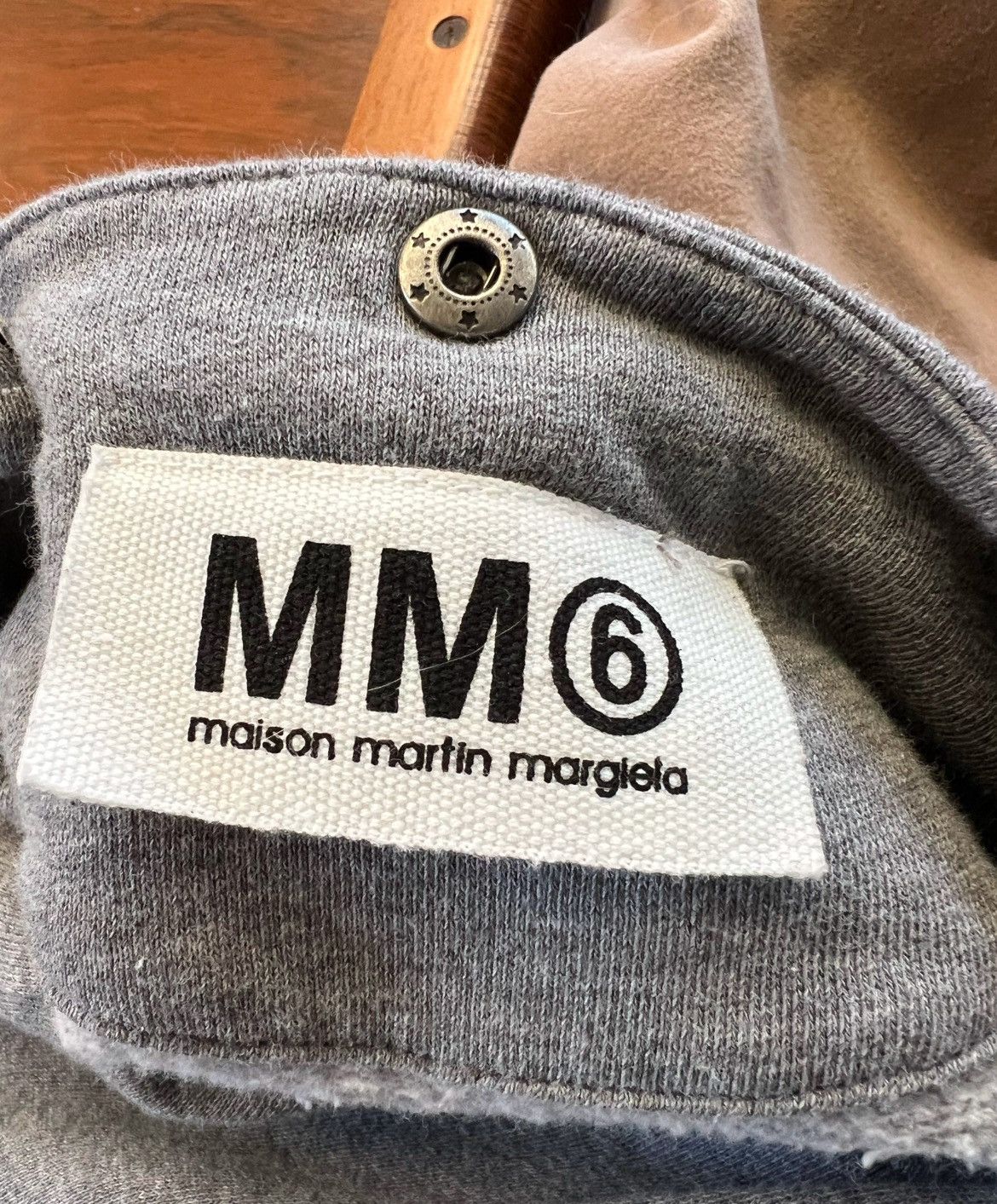 Maison Margiela mm6 margiela cowl neck hoodie Size XS / US 0-2 / IT 36-38 - 2 Thumbnail