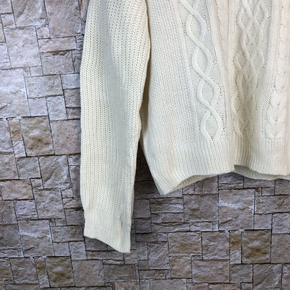 Aran Isles Knitwear × GU × Homespun Knitwear GU White aran isle cable Knitwear #A842 Size US L / EU 52-54 / 3 - 7 Thumbnail
