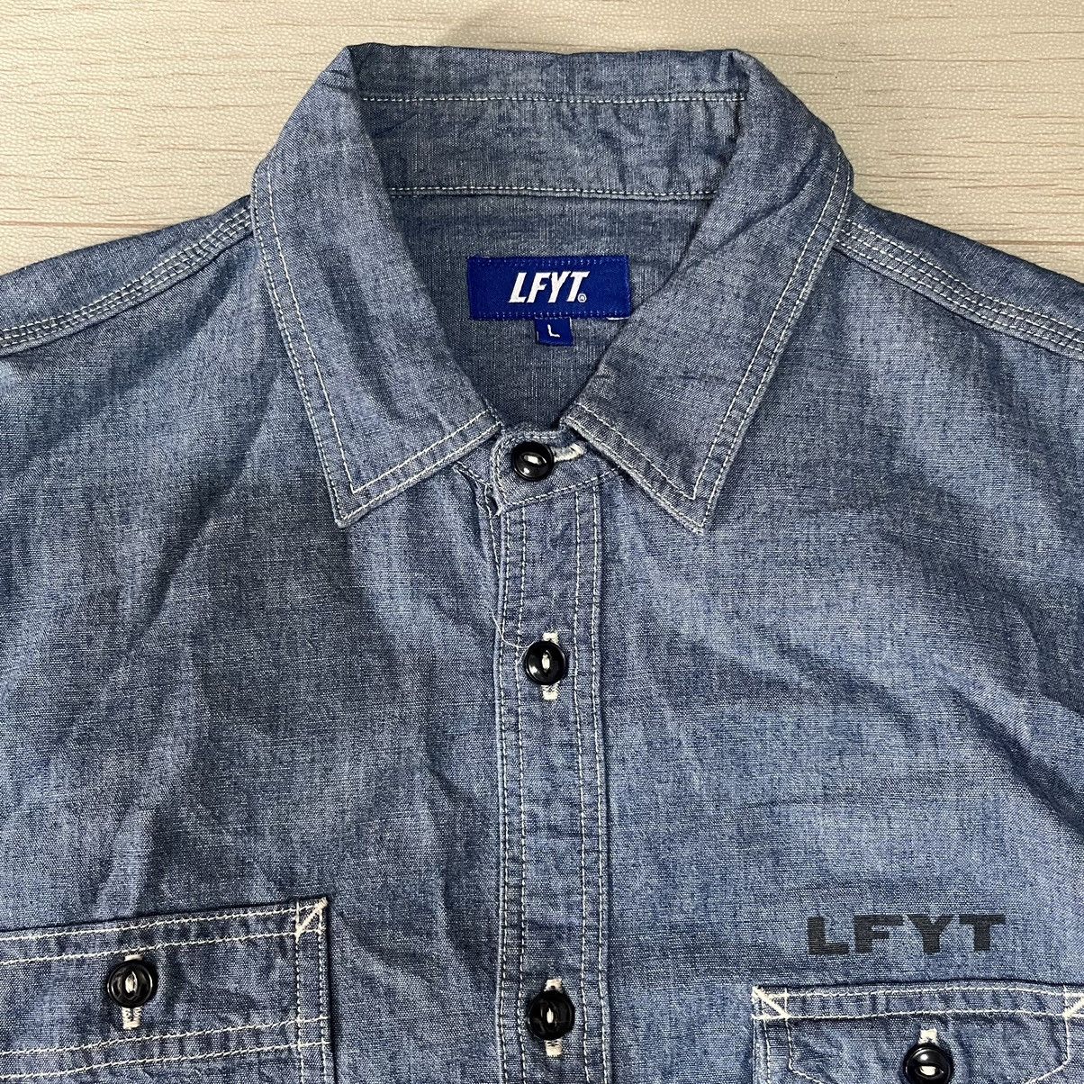 Lafayette 148 Lafayette Union Made classic chambray shirt 🔵 Size US L / EU 52-54 / 3 - 4 Thumbnail
