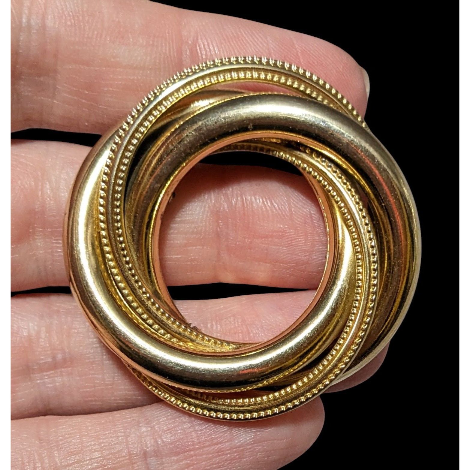 Other Vintage Gold Tone Textured Tube Circle Brooch Size ONE SIZE - 3 Thumbnail