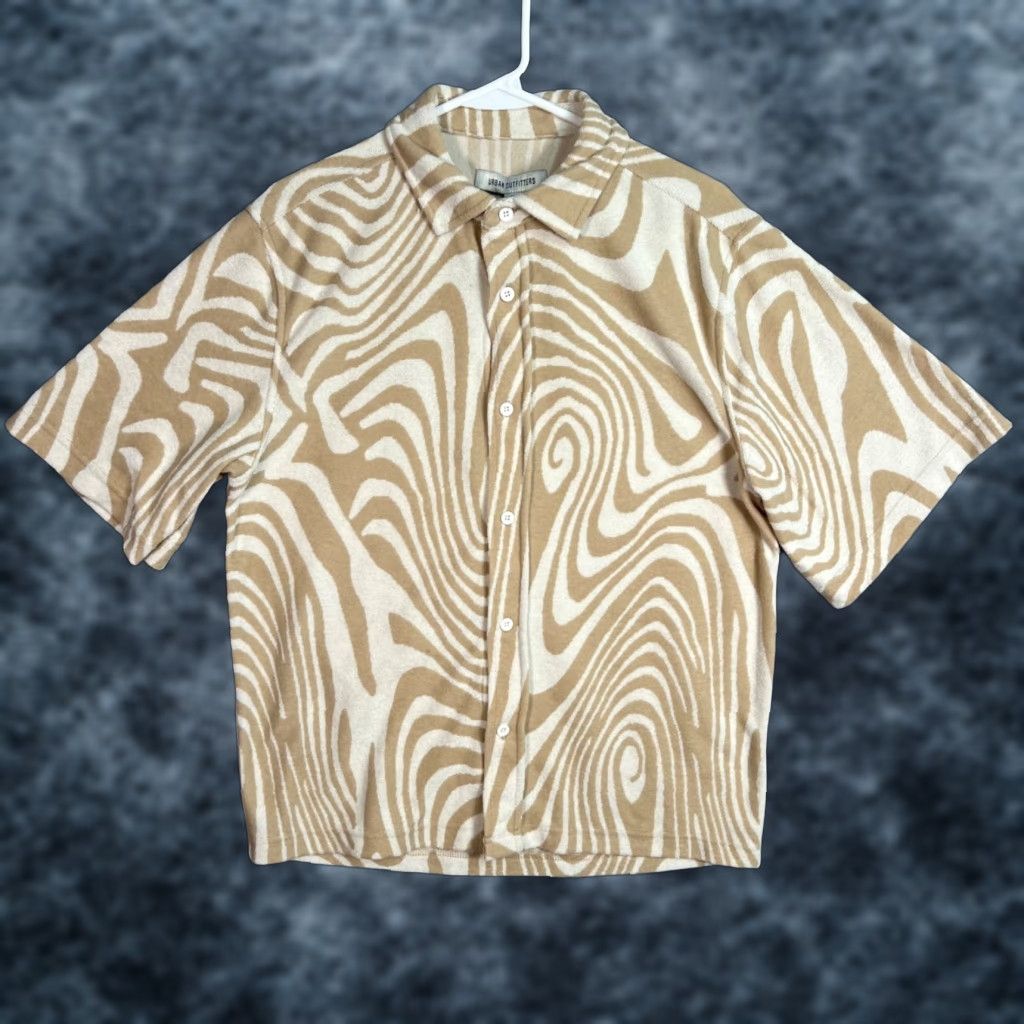 Urban Outfitters Urban Outfitters Mens Small Abstract Print Button-Up Shirt Beige White Polyester Shirt Mens Small Abstract Print Button-Up Beige White Polyester Size S / US 4 / IT 40 - 1 Thumbnail