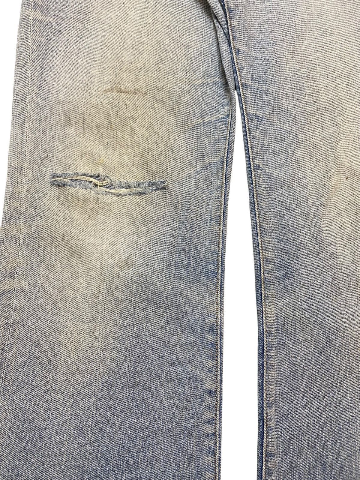 Japanese Brand Vintage Japanese Brands Uniqlo Faded Distressed Flare Jeans Size US 32 / EU 48 - 7 Thumbnail