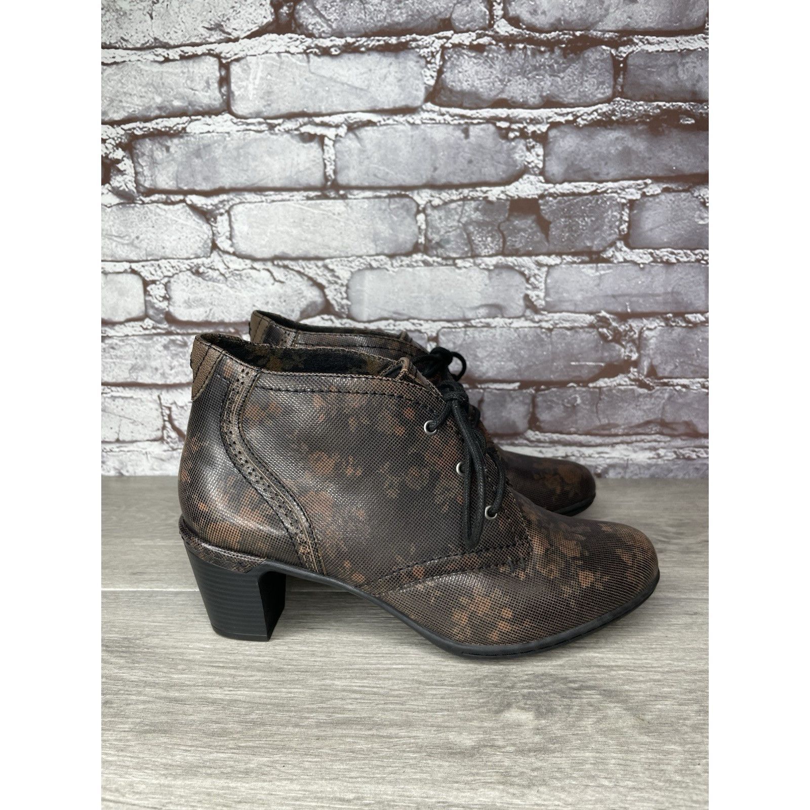 Rockport ROCKPORT Cobb Hill Rashel Brown FLoral Leather Lace Booties Size US 9 / IT 39 - 12 Thumbnail