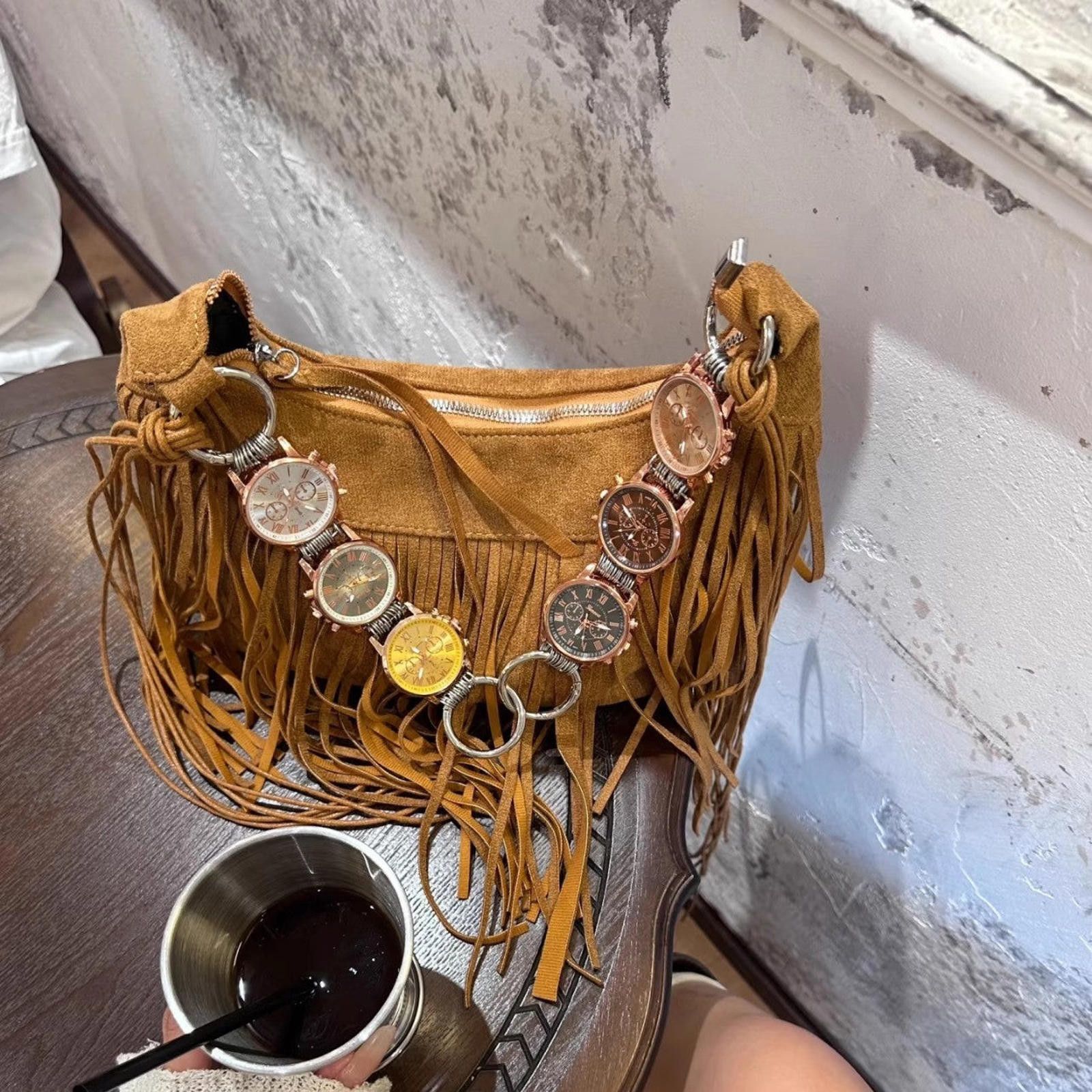 Vintage Vintage Watch Bag Chain Tassel Style Armpit Bag Size ONE SIZE - 2 Thumbnail