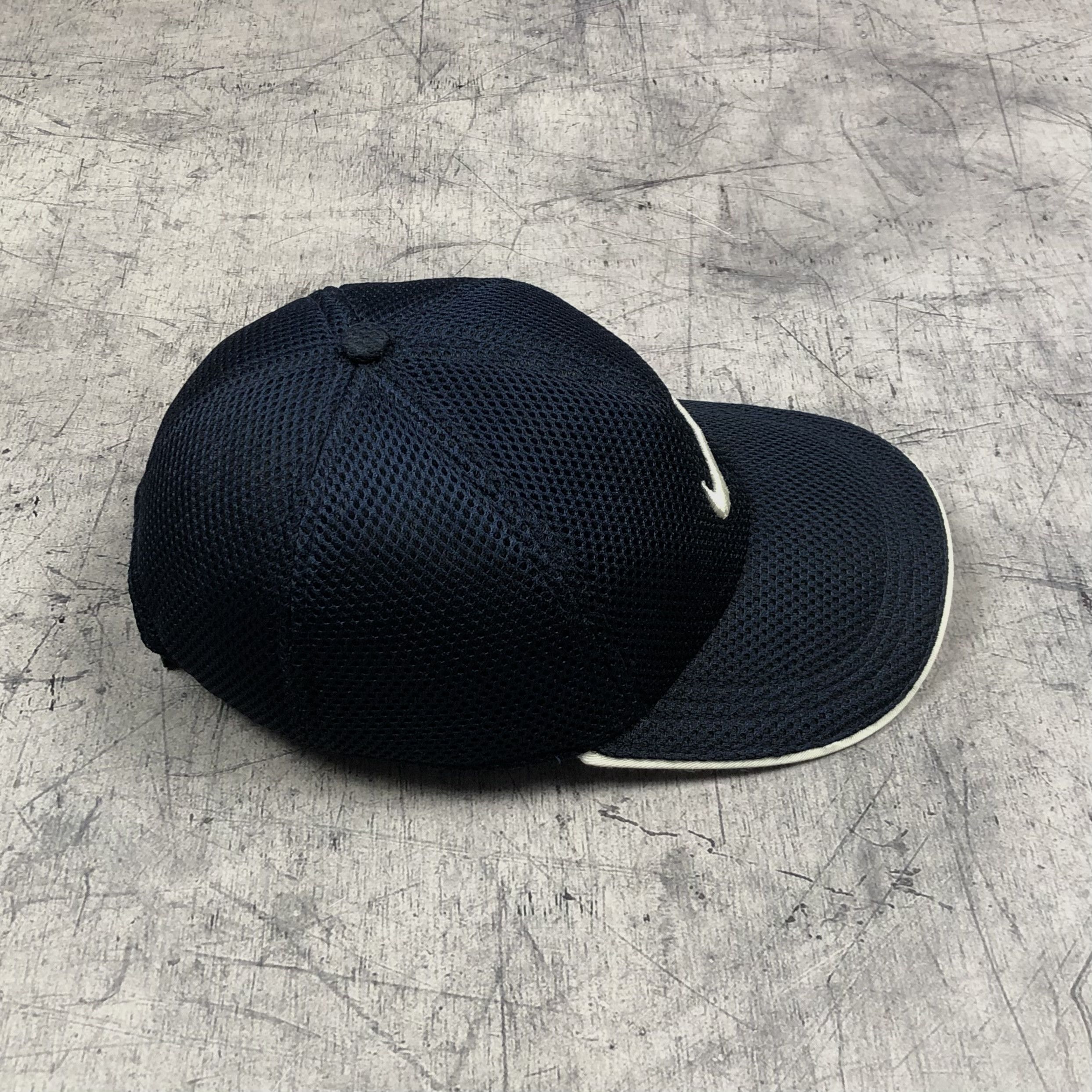 Nike 90s Vintage Nike Swoosh Mesh Cap Size ONE SIZE - 4 Thumbnail
