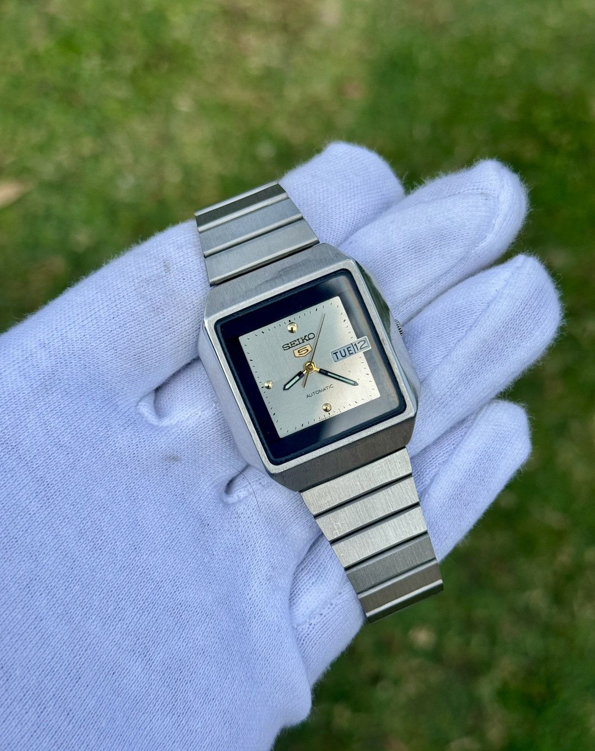 Seiko Vintage Seiko 5 Automatic japan Watch: silver Dial, TV Case Size 36 - 12 Thumbnail