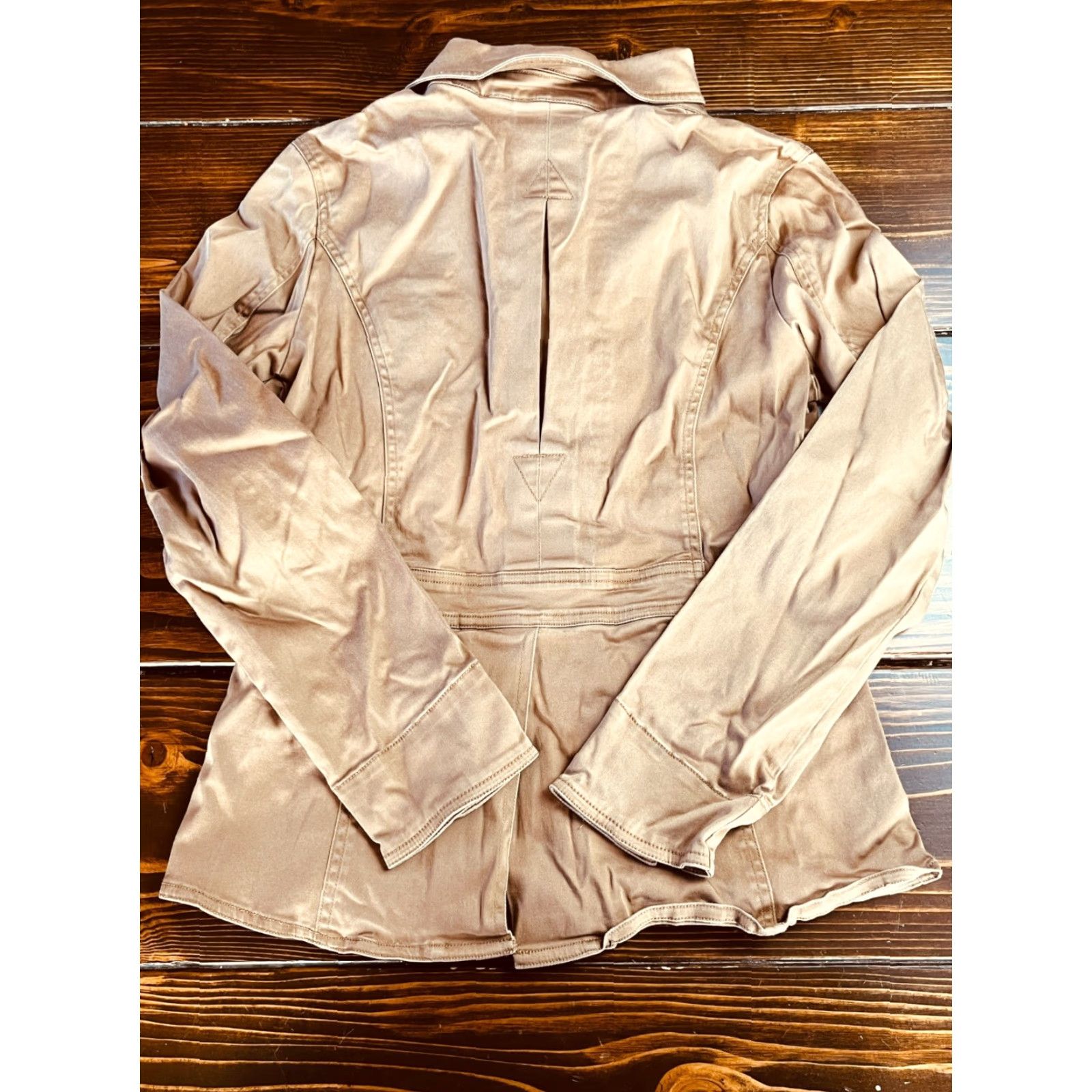 Vintage Woolrich Jacket Womens XS Brown Pockets Button Front Regular Woolrich Ladies XS Jacket Brown Pockets Button Front Size XS / US 0-2 / IT 36-38 - 2 Thumbnail