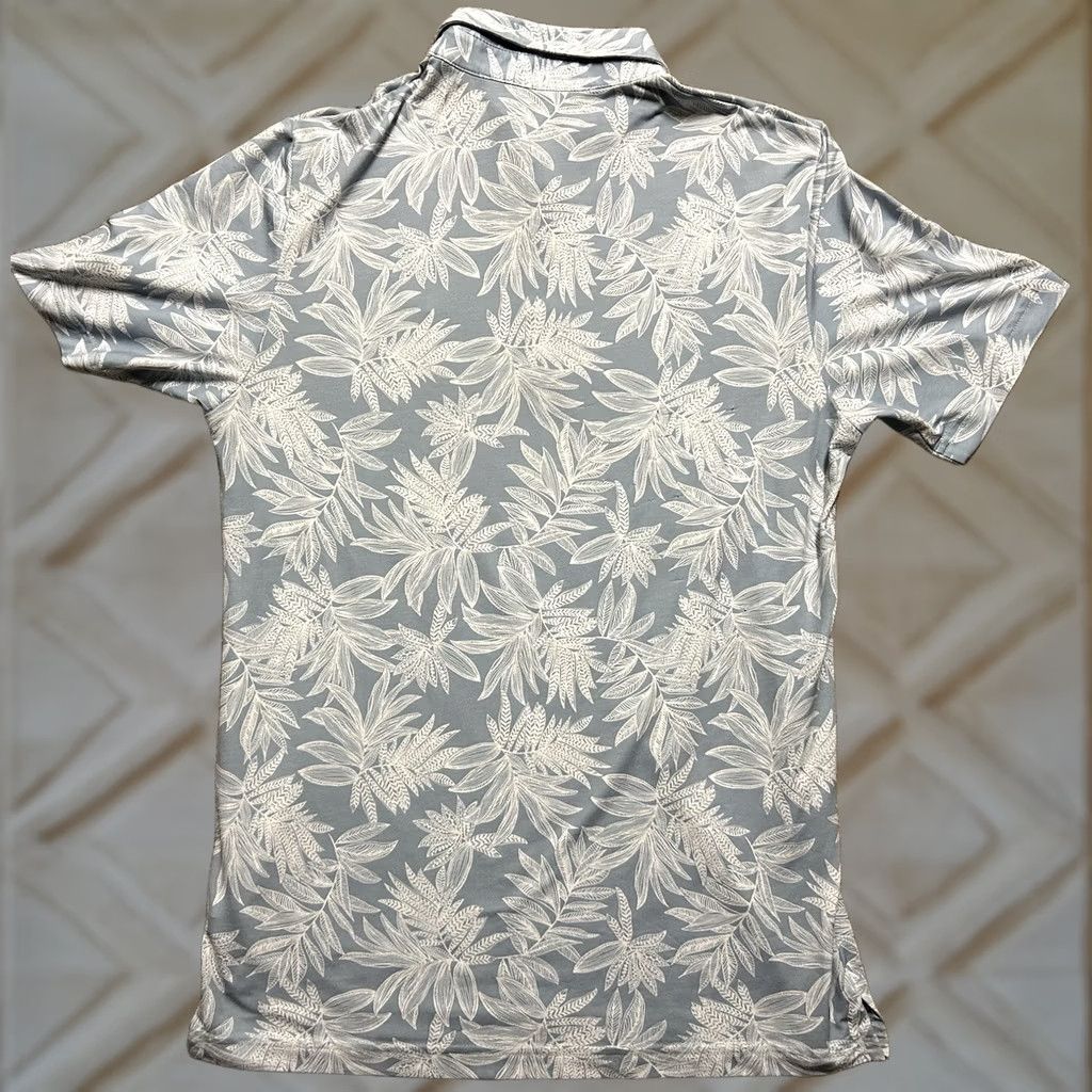 TravisMathew VINTAGE? No — Travis Mathew Big Sky Montana Golf Polo Men’s M Hawaiian Print Shirt Size US M / EU 48-50 / 2 - 1 Thumbnail