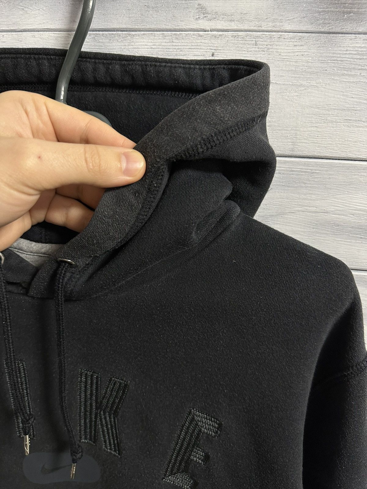 Nike Rare Vintage Hoodie Nike Small Swoosh Centr Logo Drill. Size US XL / EU 56 / 4 - 12 Thumbnail
