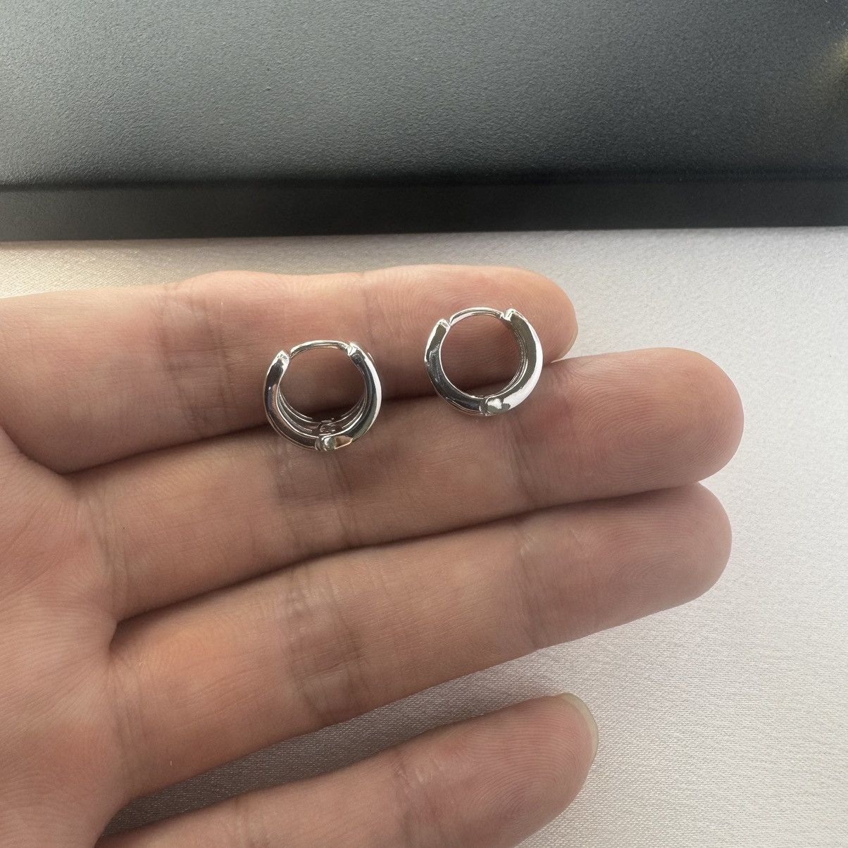 Other Small Hoop Earrings for Men Women Hip Hop Unisex Style Size ONE SIZE - 7 Thumbnail