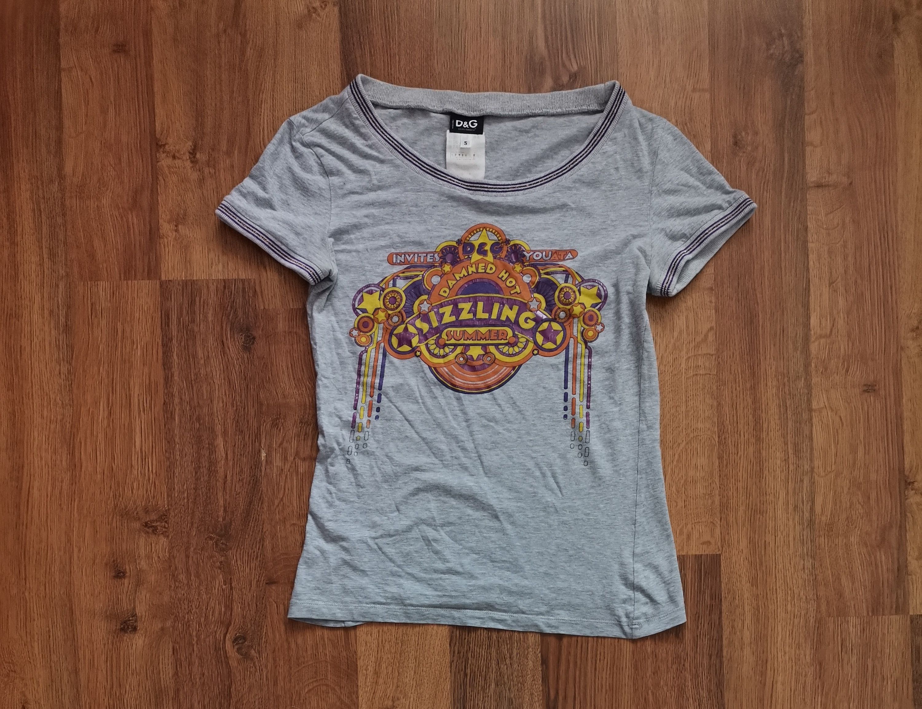 Dolce & Gabbana Vintage D&G Dolce & Gabbana Women's T-Shirt Size S / US 4 / IT 40 - 1 Thumbnail
