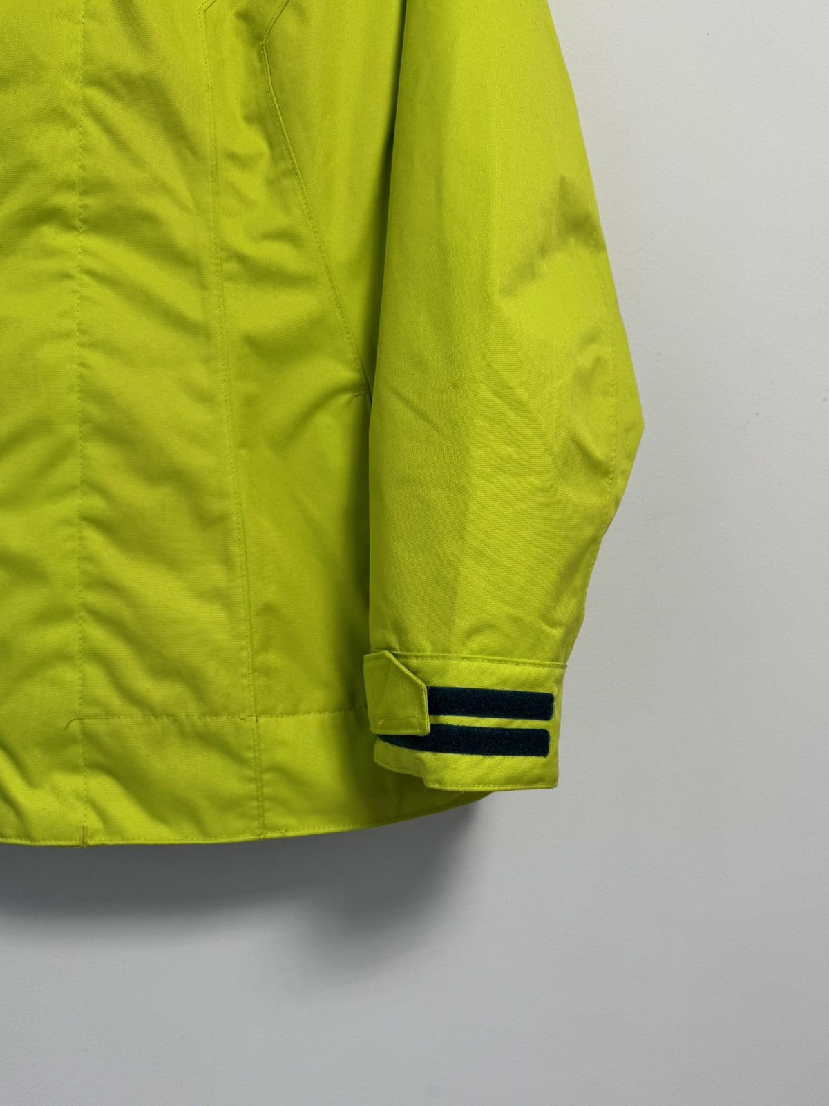 Oakley Oakley Vintage Y2K style Outdoor Jacket Women’s Size M / US 6-8 / IT 42-44 - 4 Thumbnail