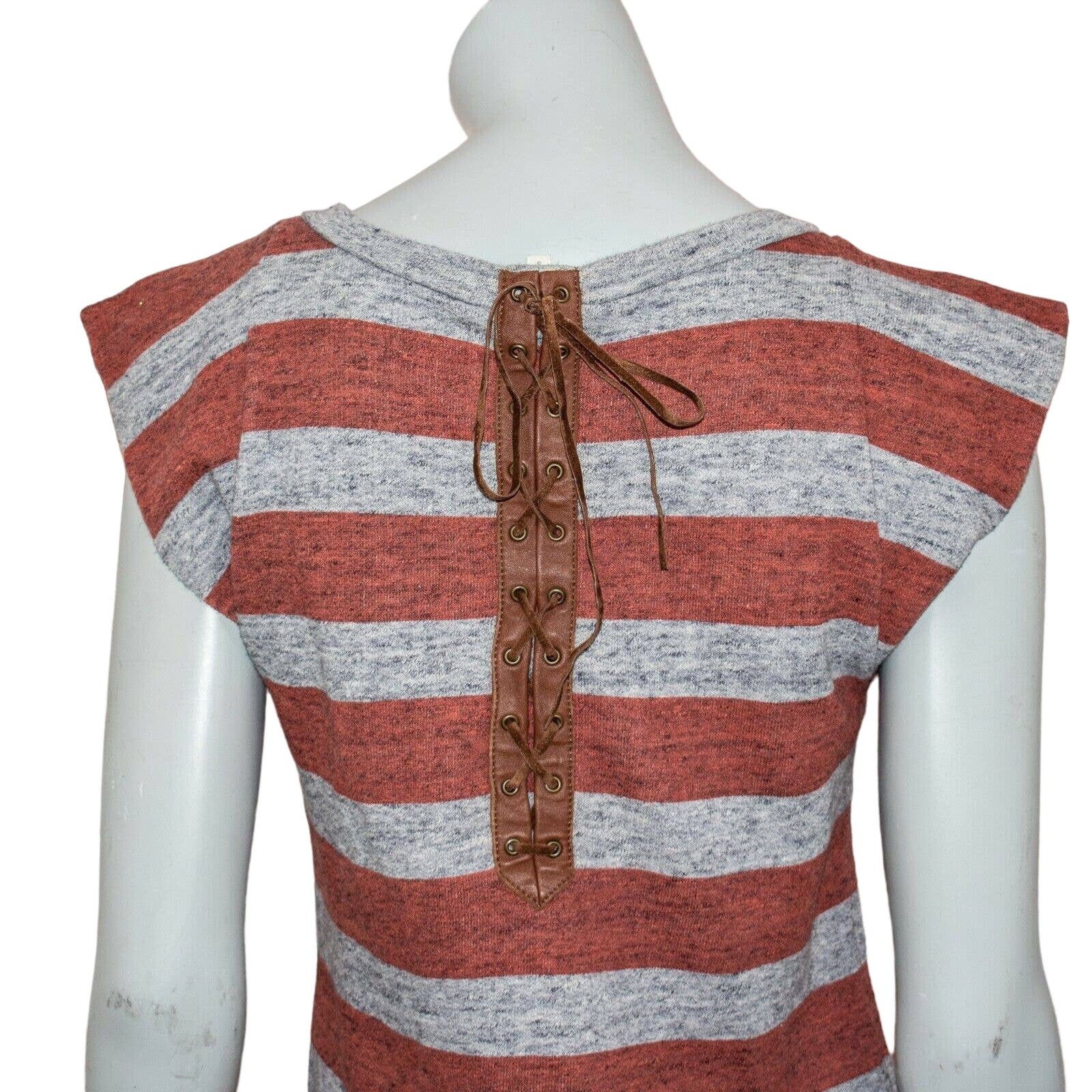 Sandro SANDRO Short Sleeve Sweatshirt Back Leather Lace up Size L / US 10 / IT 46 - 10 Thumbnail