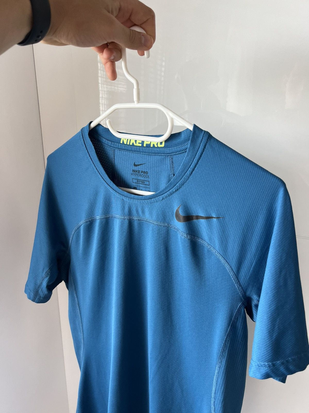 Nike ‼️Nike Pro Combat Hypercool Pitted Onyx Tyle Gym T-Shirt‼️ Size US S / EU 44-46 / 1 - 3 Thumbnail