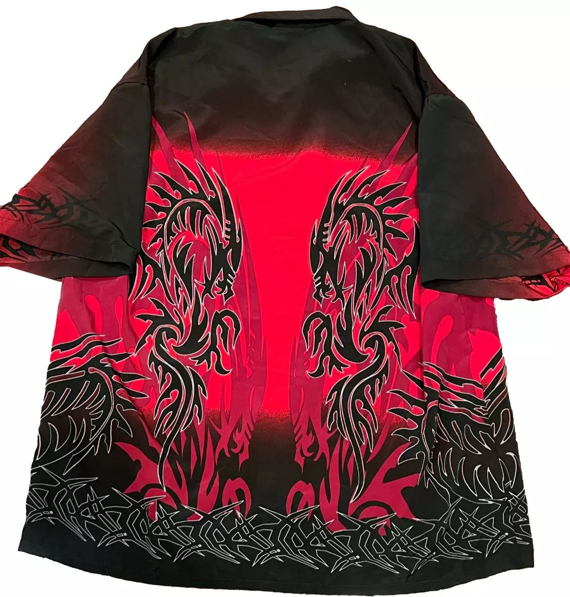 Vintage Red & Black Short Sleeve Dragon Tribal Button size XL Rue 21 Size US XL / EU 56 / 4 - 2 Thumbnail