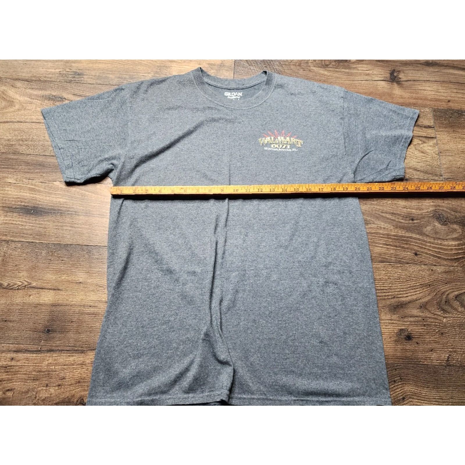 Gildan Gildan Mens Large Gray Graphic Tee "92 Rocks" Walmart Employee T-Shirt Double Sided 90s Limited Edition Size US L / EU 52-54 / 3 - 2 Thumbnail