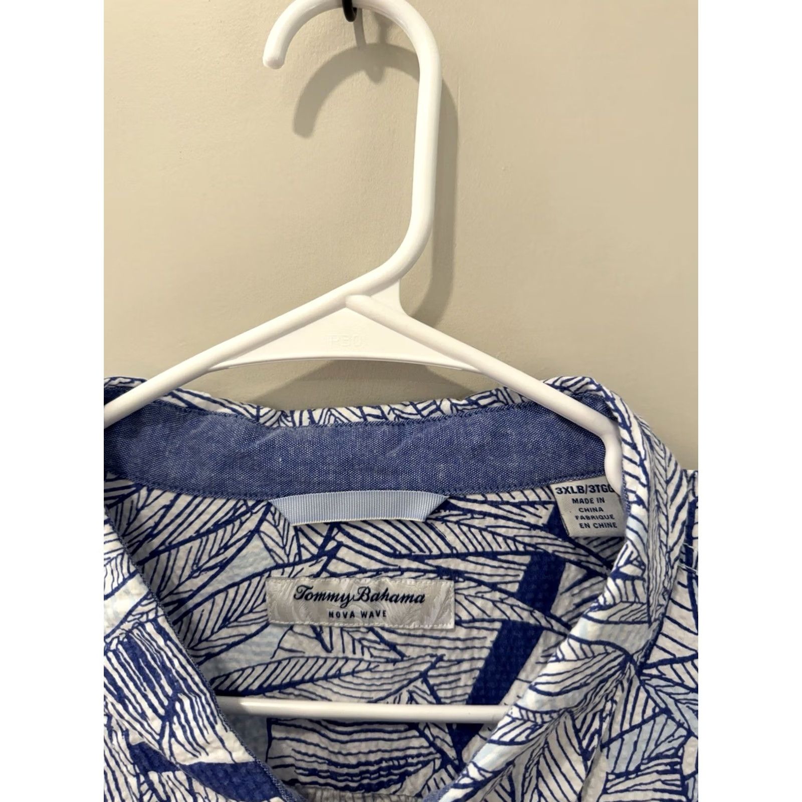 Tommy Bahama Tommy Bahama Nova Wave Big & Tall 3XL Button-Up Shirt Short Sleeve Floral Blue White Tropical Cotton Spandex Size US XXL / EU 58 / 5 - 3 Thumbnail