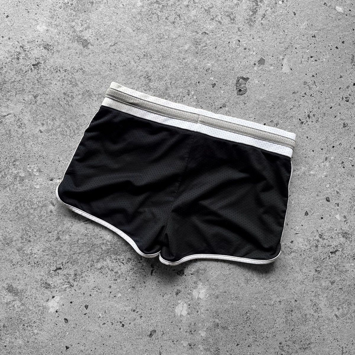 Nike Nike The Athletic Dept. Womens Black Mesh Running Shorts Size 28" / US 6 / IT 42 - 4 Thumbnail
