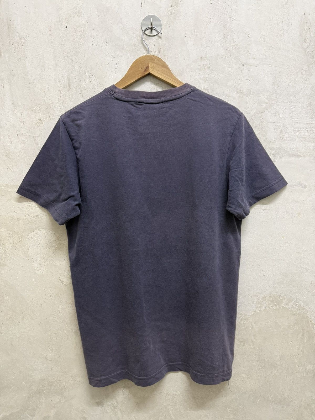Tommy Hilfiger 2000s Faded Black Tommy Hilfiger Center Spellout Shirt Size US S / EU 44-46 / 1 - 3 Thumbnail