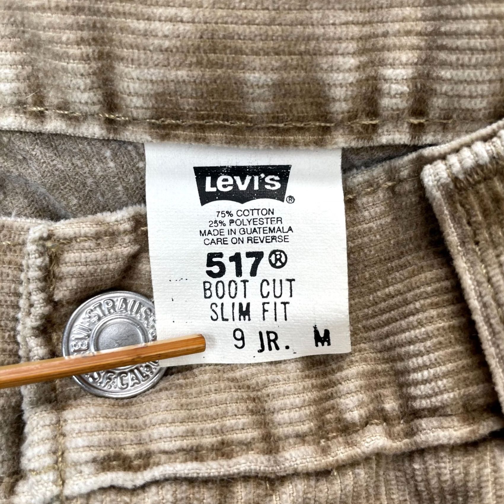 Levi's VINTAGE Levi's Pants Womens 9 Beige Corduroy Bootcut Bell Bottom Flare Slim Inseam 31 Jeans, Chino, 90s, USA Women Size 30" / US 8 / IT 44 - 4 Thumbnail