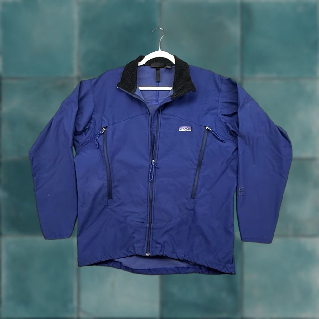 Patagonia VINTAGE Patagonia Jacket Mens Slingshot Regulator Zip Up Windbreaker Navy Blue Size US M / EU 48-50 / 2 - 1 Thumbnail