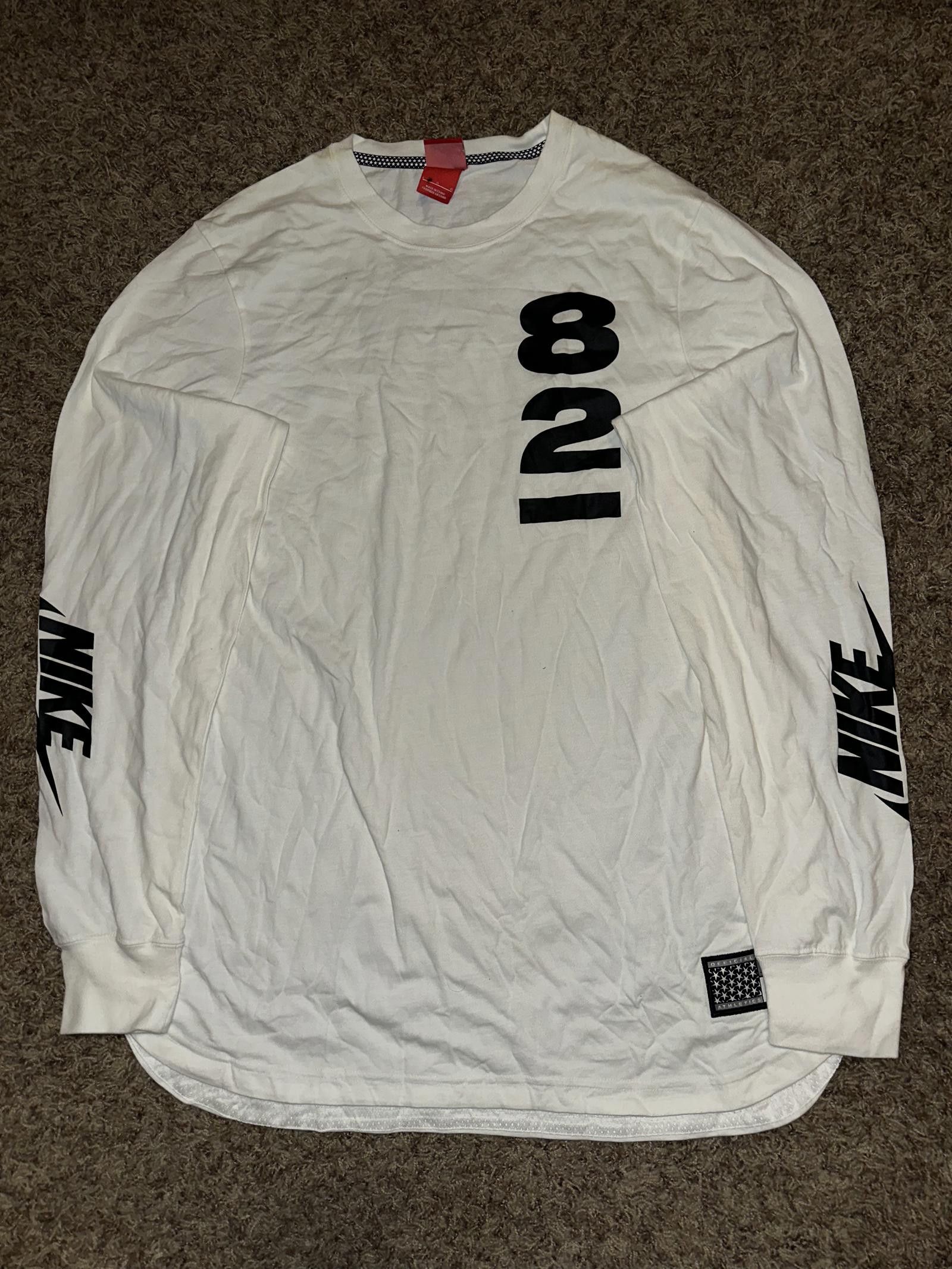 Nike Nike Men’s Air 82 Pivot V3 Modern Legend White T-Shirt 2016 Size US L / EU 52-54 / 3 - 1 Thumbnail