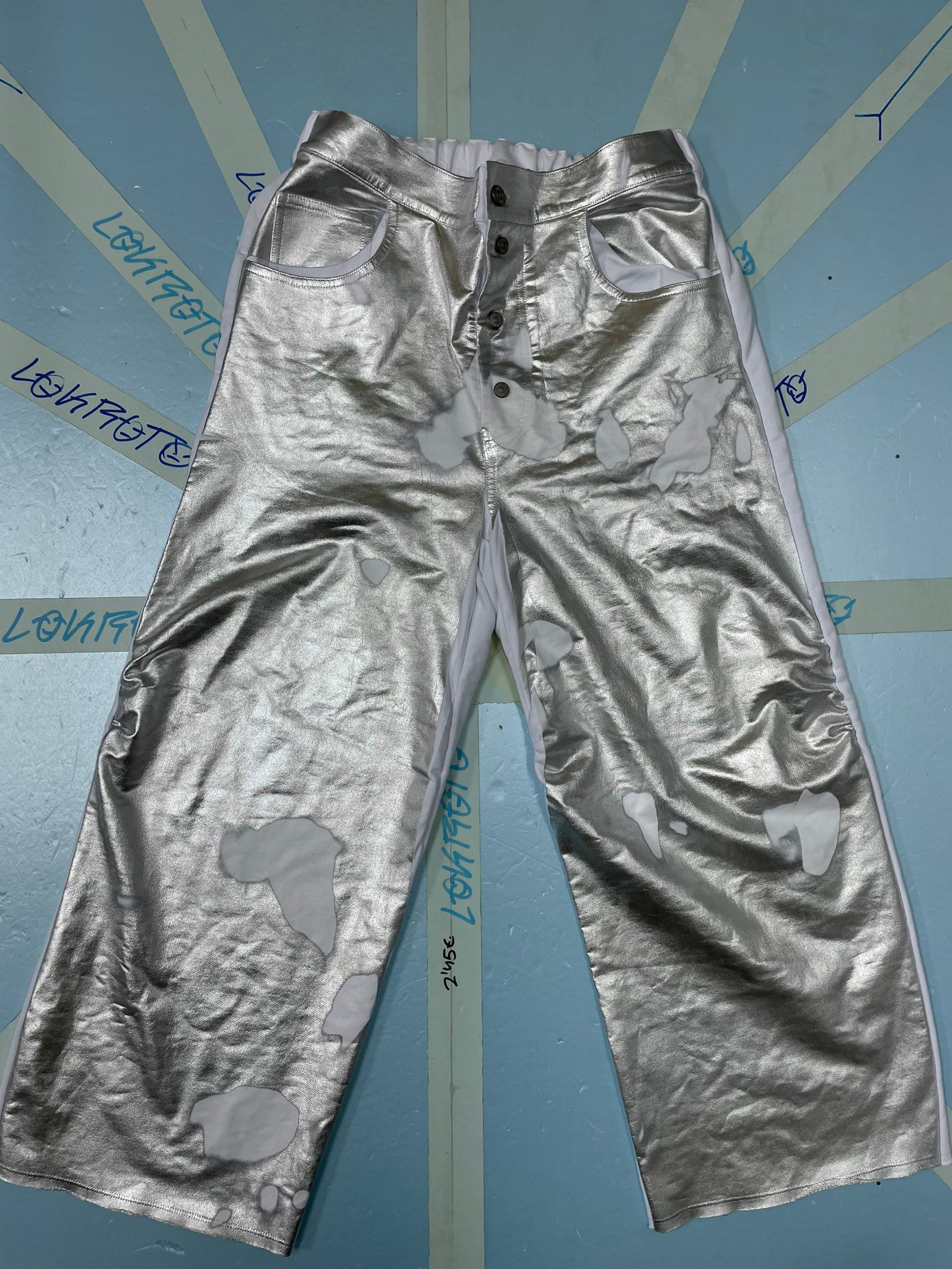 Maison Margiela maison margiella silver pants Size US 31 - 1 Thumbnail