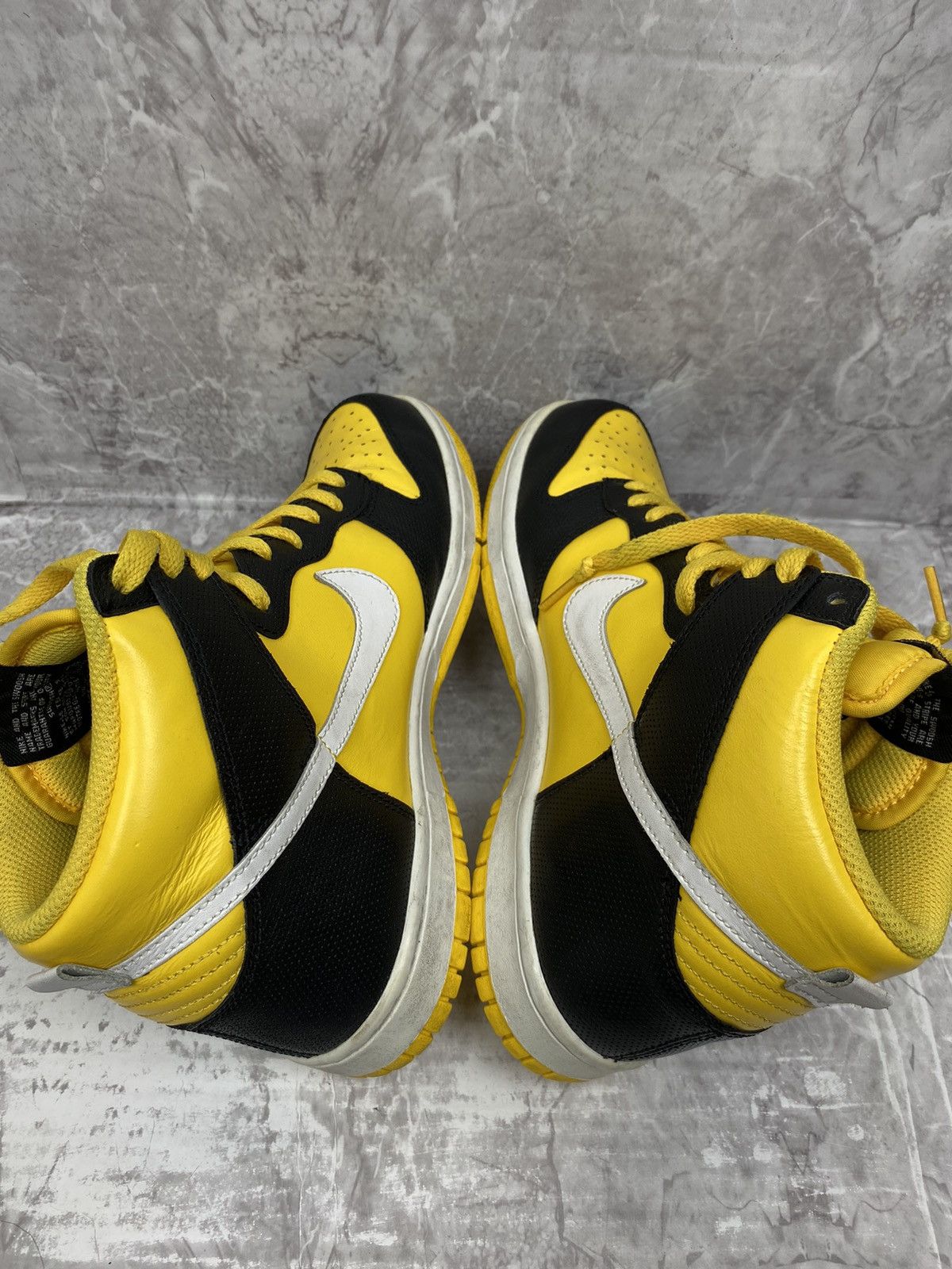 Nike Nike Dunk High 'White Varsity Maize' 2011 Size US 8.5 / EU 41-42 - 5 Thumbnail