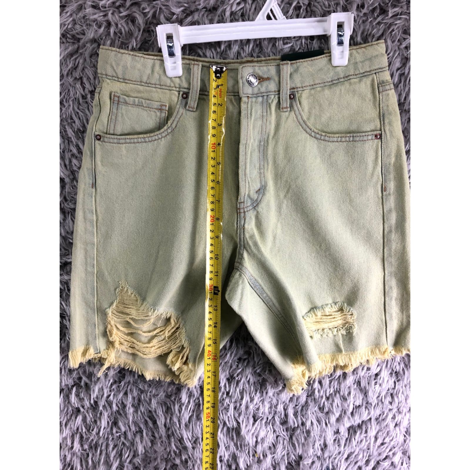 Vintage Wild Fable High Rise Bermuda Shorts Womens Size 2 Blue Denim Jean Shorts Size 26" / US 2 / IT 38 - 3 Thumbnail
